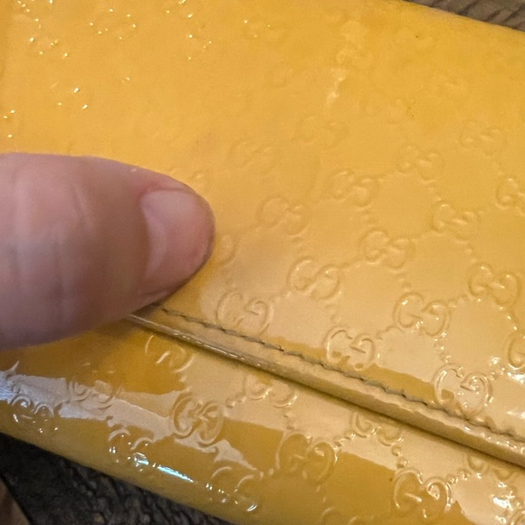 Gucci Yellow Microguccissima Wallet🩷 - Picture 5 of 8